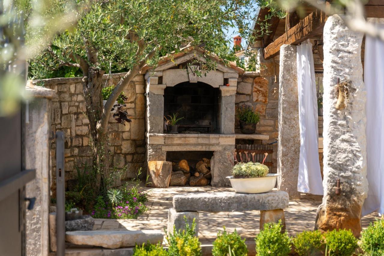 Villa Janko Sveti Lovreč Pazenatički Eksteriør billede